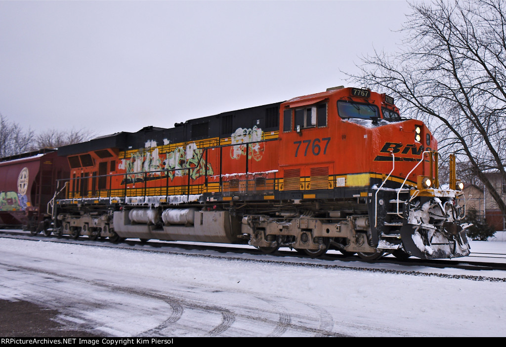 BNSF 7767